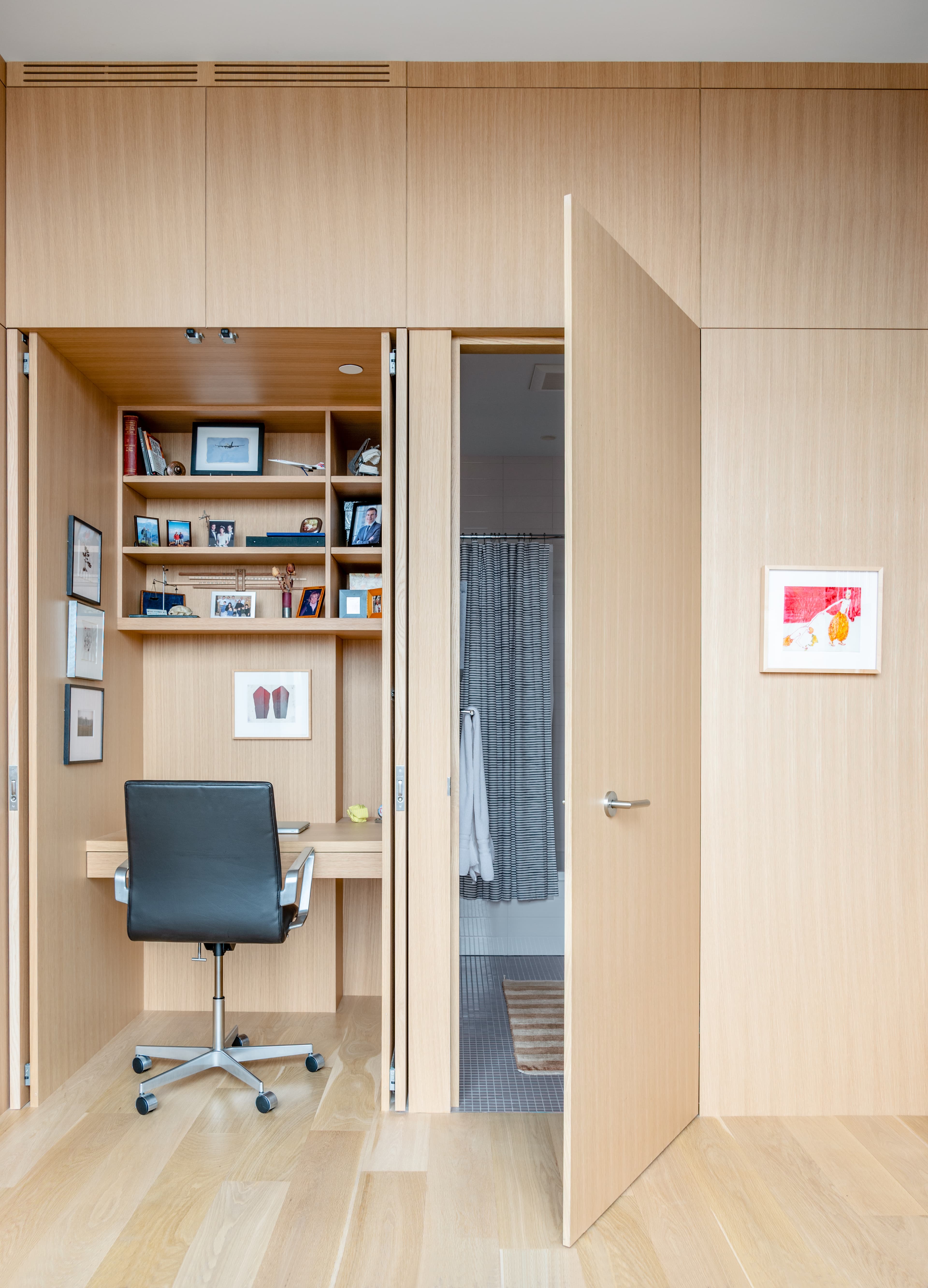 Custom Rift White Oak Closet: Rift White Oak 02