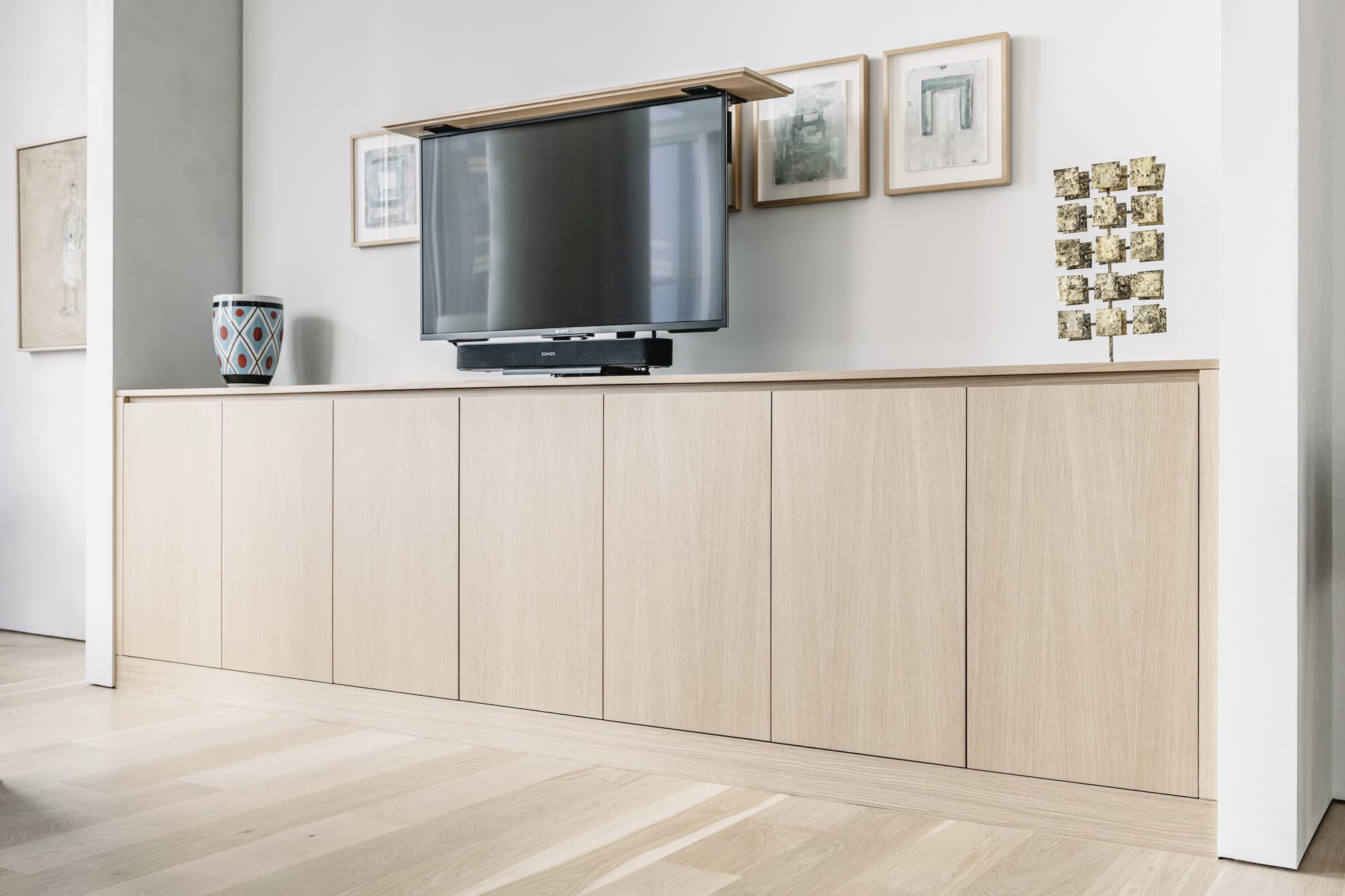 Bespoke custom cabinetry in Loft Living: X L1000084 1 2 Srgb 2 Edited