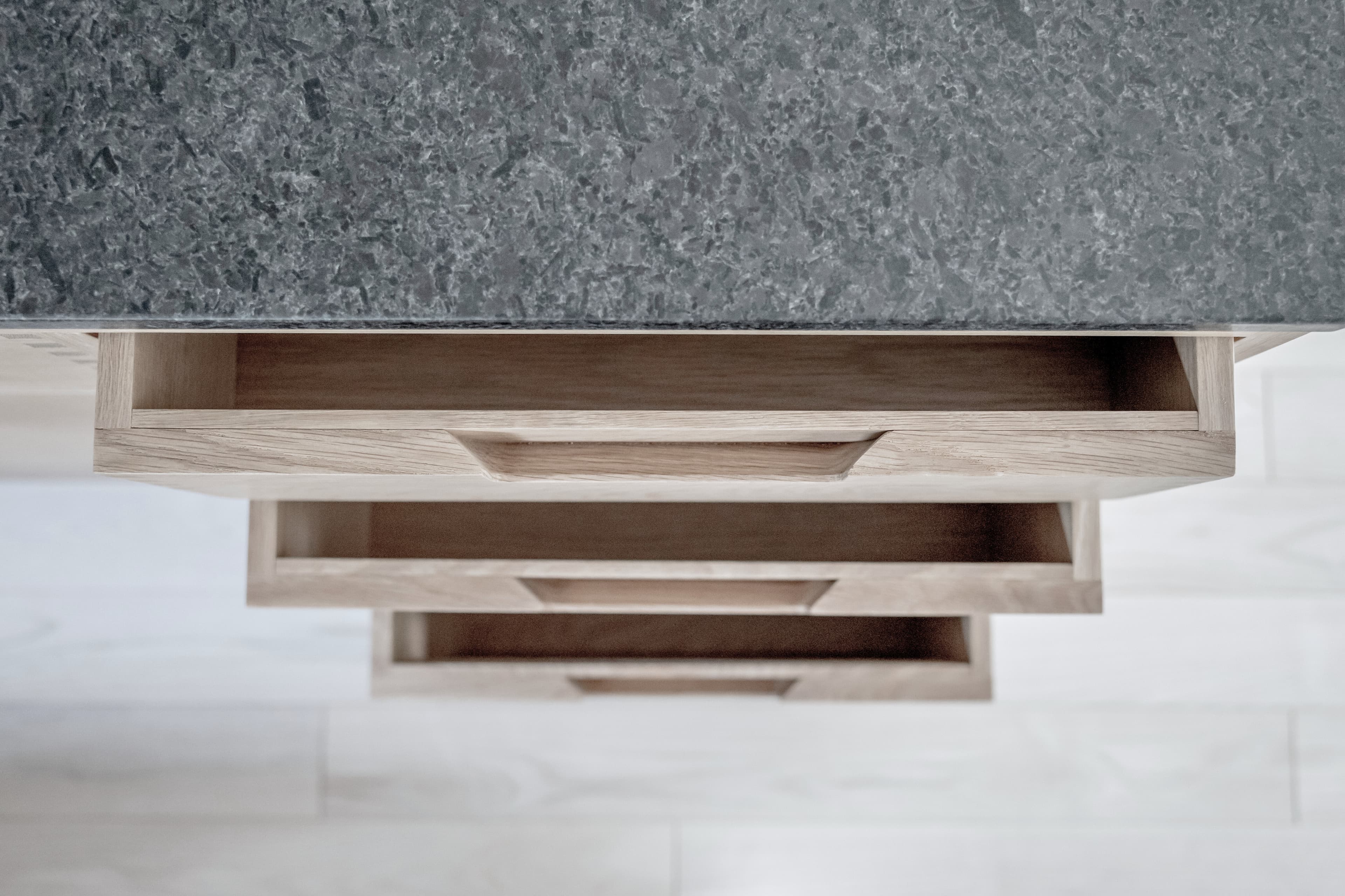 Bespoke custom cabinetry in Urban Oasis: Integrated Cabinet Handles