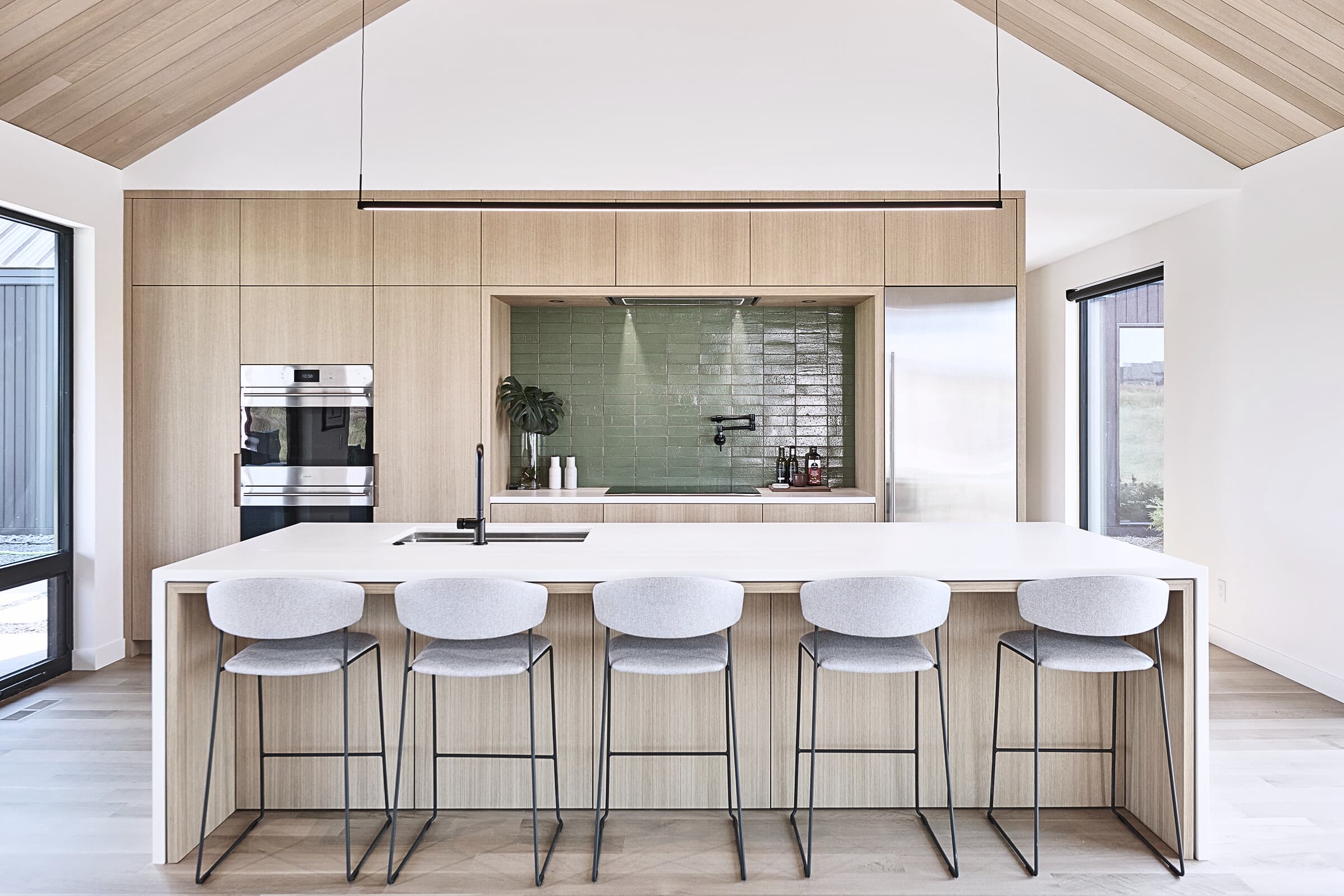 Bespoke custom cabinetry in Oak Landing: X 0924 Kitchen1 5291 Edited