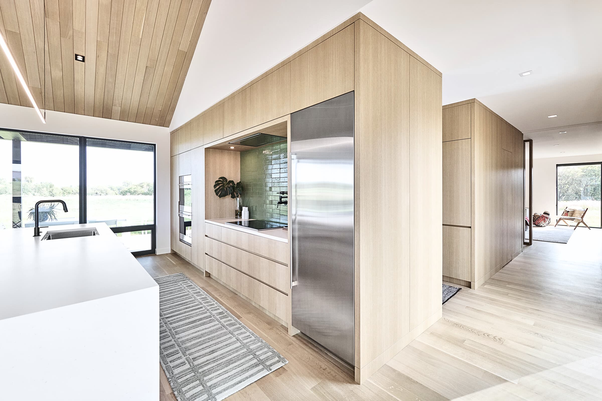 Bespoke custom cabinetry in Oak Landing: X 0924 Kitchen3 5297 Edited