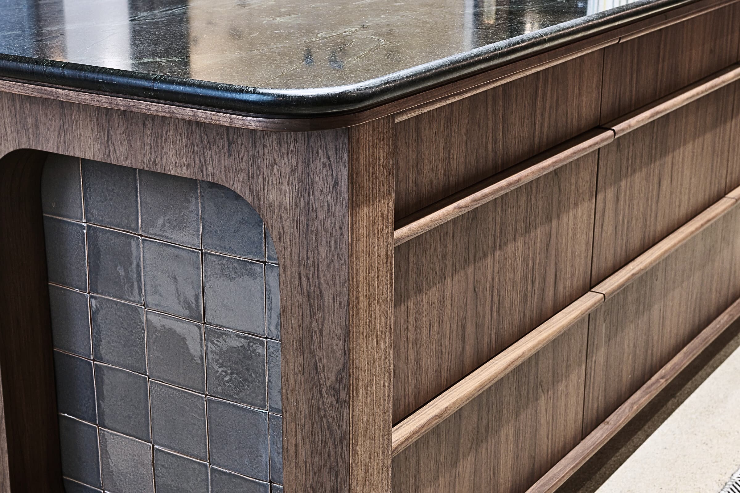 Bespoke custom cabinetry in Mill Island: X Lofts 078 Sm Edited