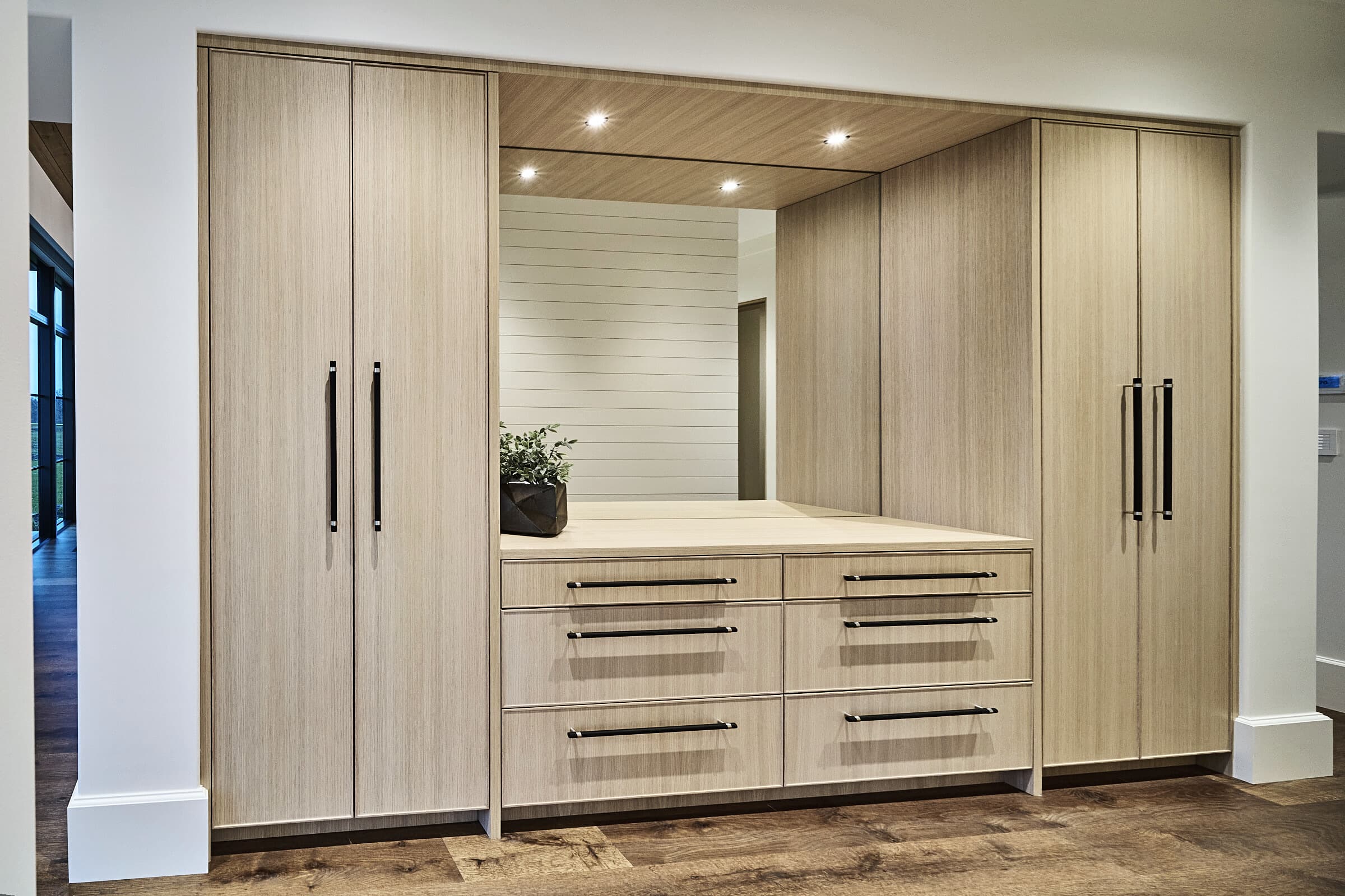 Bespoke custom cabinetry in Full Stretch: Master Vanity Linen