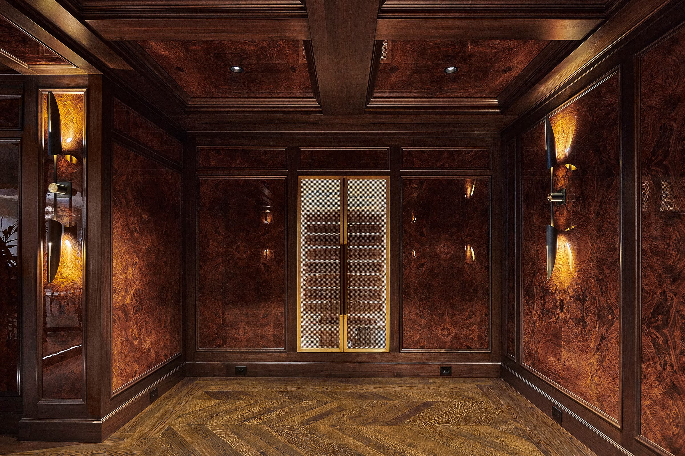Bespoke custom cabinetry in Smoke Strike: X Cigarroom4